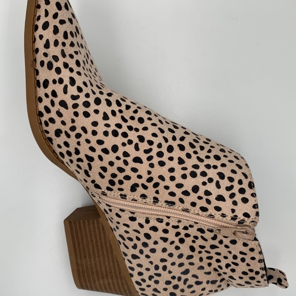 Cheetah booties / shoes - Picture 3 of 3